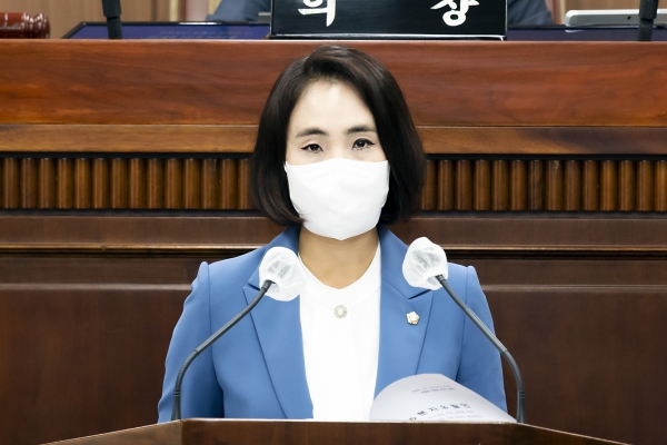 5분 자유발언에 나선 김포시의회 정영혜 의원