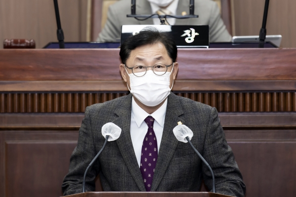 5분 자유발언 중인 김종혁 시의원